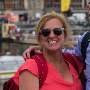 Meet your Posher, Amy